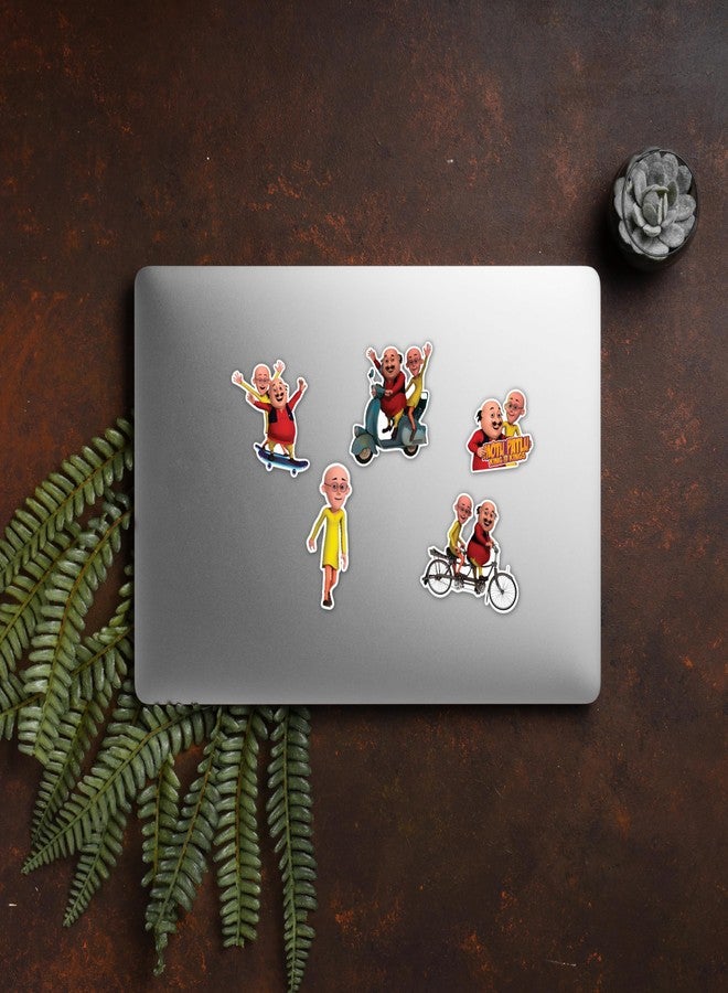 دي2سي مجموعة ملصقات فينيل لامعة بتصميم شخصيات كرتونية من موتو وباتلو، 21 شكلاً عشوائياً، مقاس 2 بوصة، ملصقات تزيينية لامعة للأطفال لأجهزة الكمبيوتر المحمول والهواتف وزجاجات المياه - Image 2